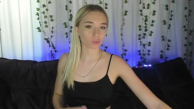 Emily_Hartt