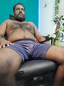 rayansmith_ (M young) - Rub bulge spit on cock