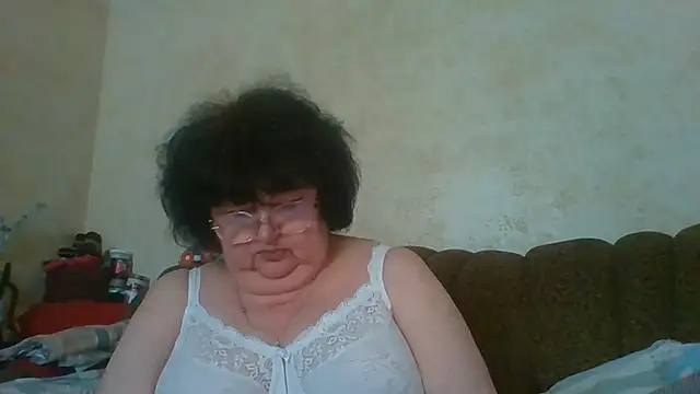 MilaSky5303 live cam on StripChat