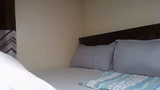 Thee_Duchesss live cam on StripChat