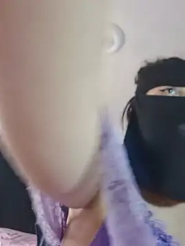 Webcam Model(Big_as-big) is live