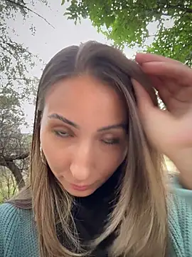 Wonder_Kari's Live Sex Cam Show