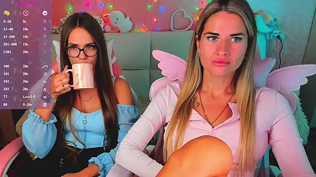 hotty_girls_here (G young) - HOT KISS