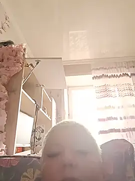 Tina_Mirabella live cam on StripChat