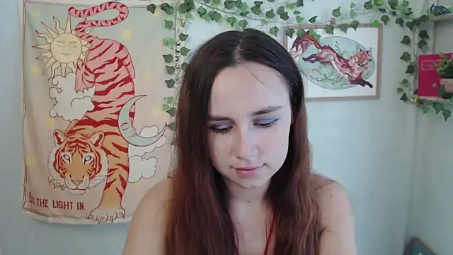 VeryVeryVeryShy_ live cam on StripChat
