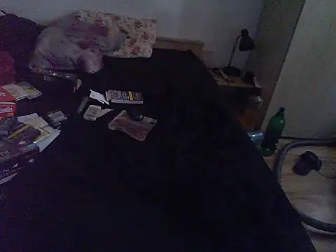 GeoC_69 live cam on StripChat