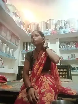 CHANDNi_700 live cam on StripChat