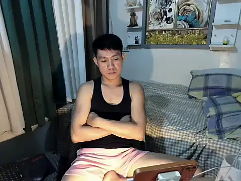 xshyboyx live cam on StripChat