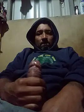 Ernesthot82 live sex cam