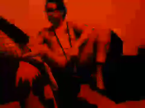 Iscariot19 live cam on StripChat