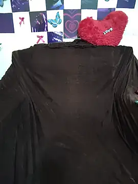 Alisha_Babyy live sex cam