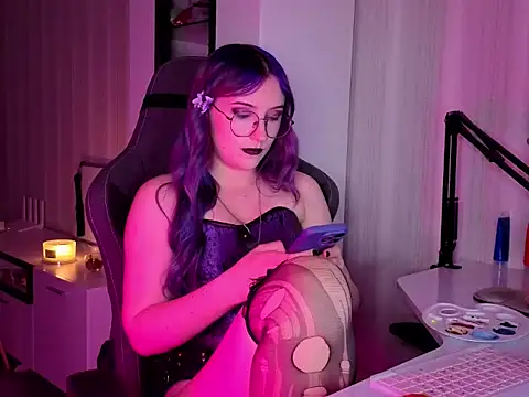 violet-siren-x live cam on StripChat