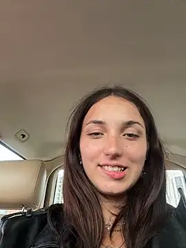 DollyTall's live cam