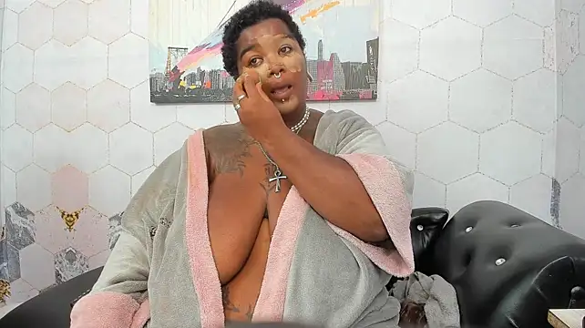 Anaa_Fuentess live cam on StripChat