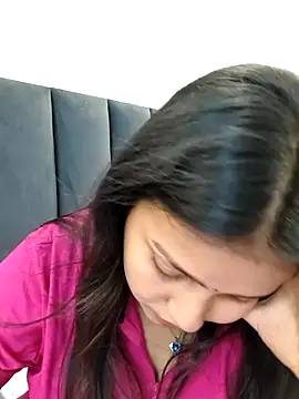 Pavitra_Sharma live cam on StripChat