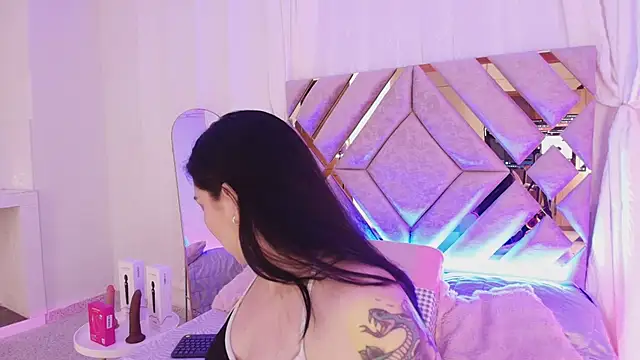 KathiaJenner live cam on StripChat