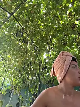 SelineVelvet live cam on StripChat