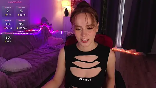 Emillias live cam on StripChat