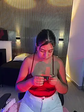 paulys_ live cam on StripChat