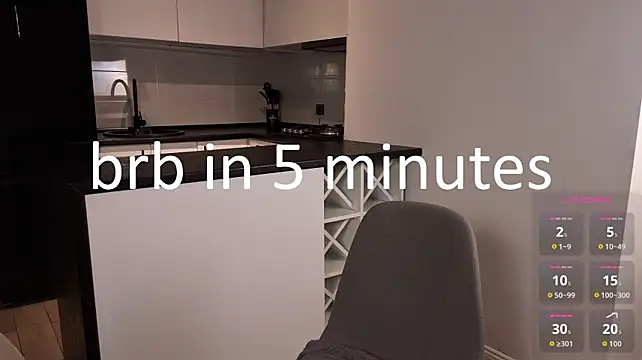 AnikaVelour webcam