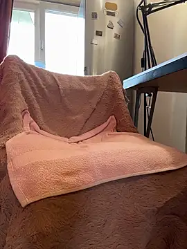 Hotmomcheckk_
