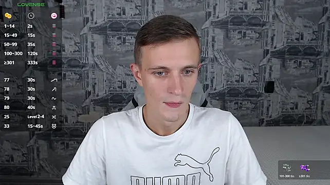 Oliver_Fresh live cam on StripChat