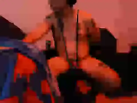 Iscariot19 live cam on StripChat