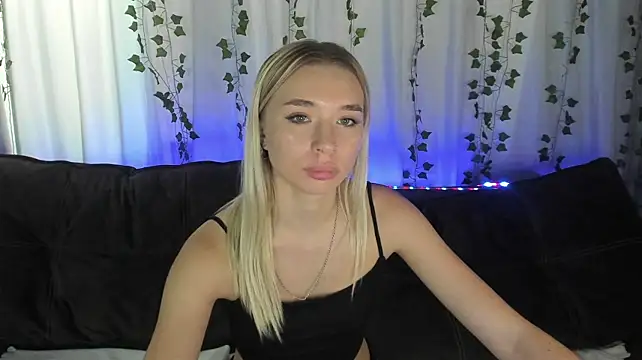 Emily_Hartt