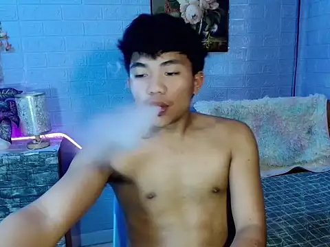 mostwantedtwink live cam on StripChat