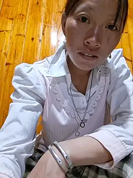 tcm-cute live cam on StripChat
