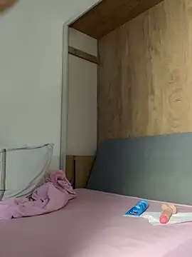 SiaRyder live cam on StripChat