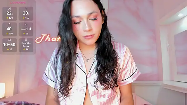 Rubii_Cutee live cam on StripChat