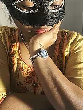DIRTYSECRET_QUEEN_07 webcam