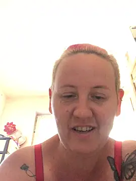 SofiaAmour live cam on StripChat