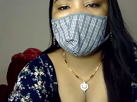 lusty_kalpna live cam on StripChat