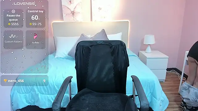 Sammy_7_ live cam on StripChat