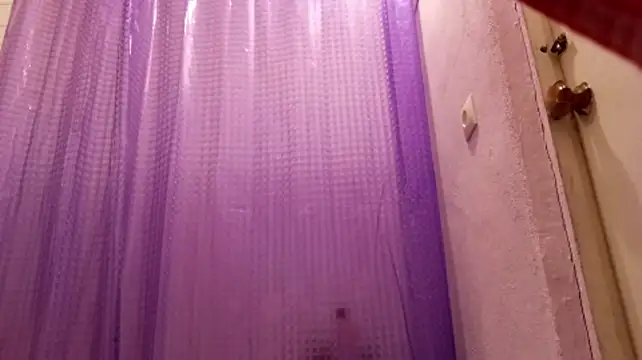 HildegardMcglaughlin live cam on StripChat