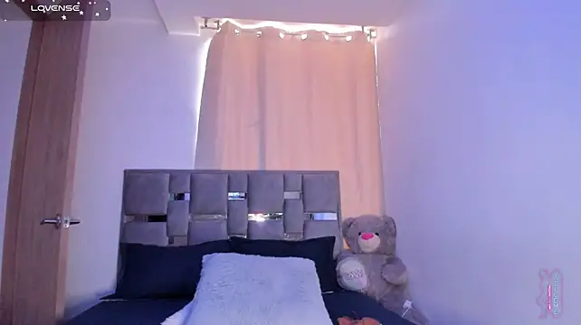 iriss_25 live now