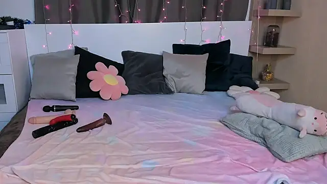 Juicy_MilkX live cam on StripChat
