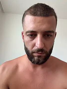 Pablo_Hornyguy95's live cam