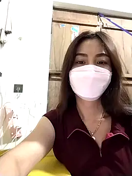 Baby-sexytits2026 live cam on Stripchat