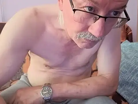 cumloverboyxx69