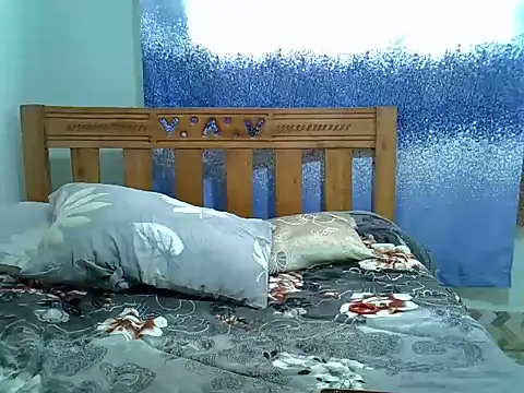 ebonylove23 live cam on StripChat