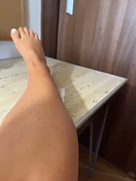 Hotmomcheckk_ - Female Stripchat model