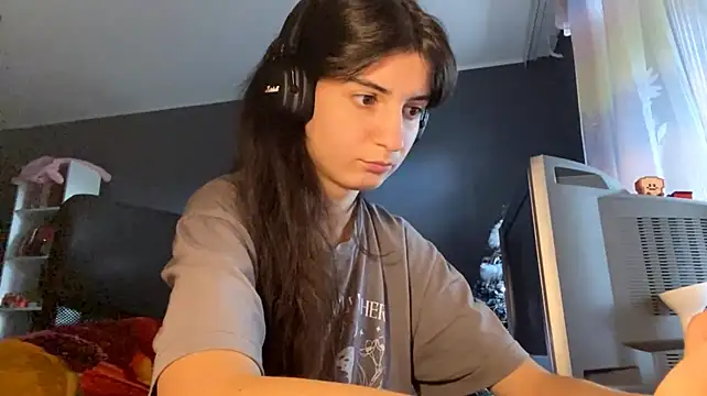 MindaHallmon