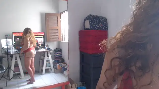 OliviaRojas live cam on StripChat
