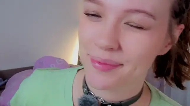 DemiDee live cam on StripChat