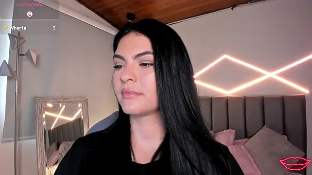 Veronicalanx1