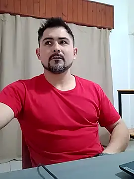 Bradd_32 live cam on StripChat