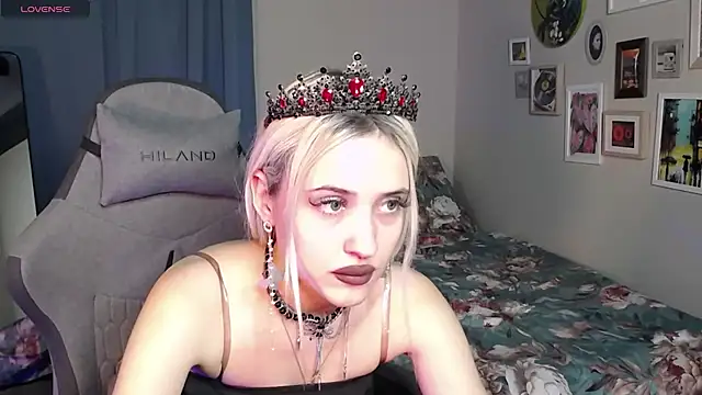LaslyAngel live cam on StripChat